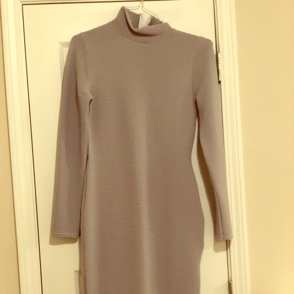 Fitted dress, business attire